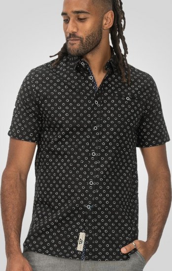 D555 Matlock Short Sleeve AOP Shirt With Hidden Button Down Black - Skjorter - Store skjorter - 2XL-8XL