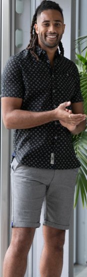 D555 Matlock Short Sleeve AOP Shirt With Hidden Button Down Black - Skjorter - Store skjorter - 2XL-8XL