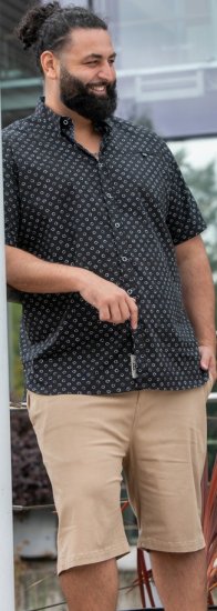 D555 Matlock Short Sleeve AOP Shirt With Hidden Button Down Black - Skjorter - Store skjorter - 2XL-8XL