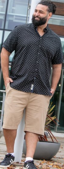 D555 Matlock Short Sleeve AOP Shirt With Hidden Button Down Black - Skjorter - Store skjorter - 2XL-8XL