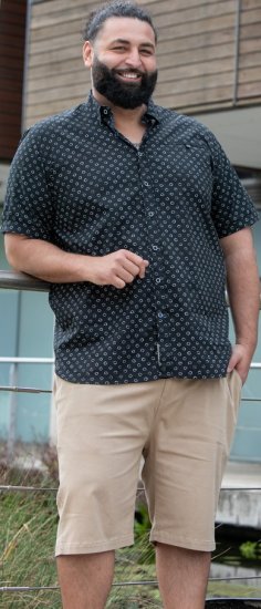 D555 Matlock Short Sleeve AOP Shirt With Hidden Button Down Black - Skjorter - Store skjorter - 2XL-8XL