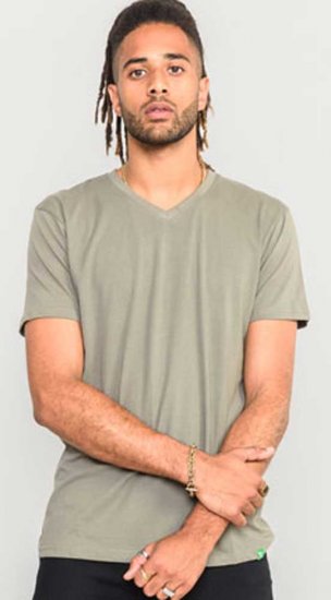 D555 Signature V-neck T-shirt Khaki - T-skjorter - Store T-skjorter - 2XL-14XL