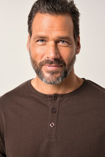 JP1880 Henley Basic T-Shirt with Buttons Brown - T-skjorter - Store T-skjorter - 2XL-14XL