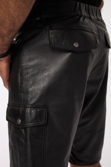 JP1880 Leather Shorts Cargo Pockets Lamb Nappa Leather Black - Shorts - Store shorts - W40-W60