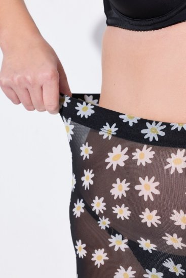 Ulla Popken 836803 Blomstrete antignagshorts Svart - Antignagshorts - 