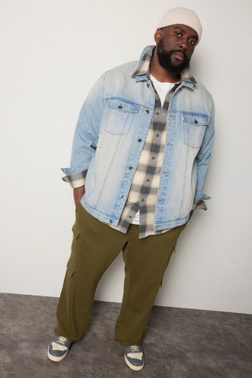 STHUGE 837222 Jeansjakke med brystlommer Lyseblå - Jakker - Store jakker - 2XL-12XL