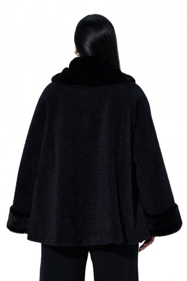Ulla Popken 852644 Capejakke med kant i fuskepels Svart - Ponchoer og capes - 