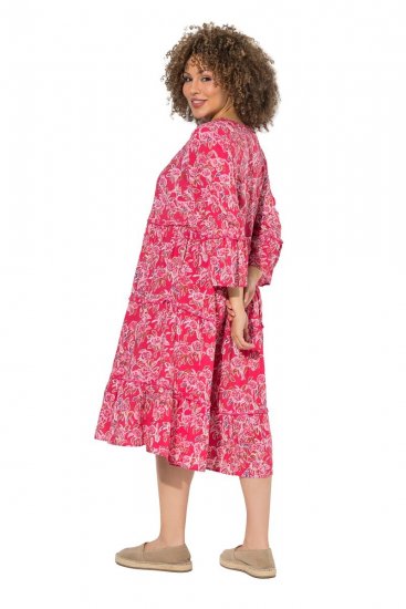 Ulla Popken 852841 Blomstret kjole med volanger Magenta - Midikjoler - Midikjoler i store størrelser