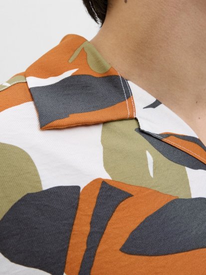 Jack & Jones Vira Marshall AOP Short Sleeve Shirt Cloud Dancer - Skjorter - Store skjorter - 2XL-8XL