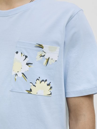 Jack & Jones Tavira Aop Pocket Crew Neck T-Shirt Skyway - T-skjorter - Store T-skjorter - 2XL-14XL