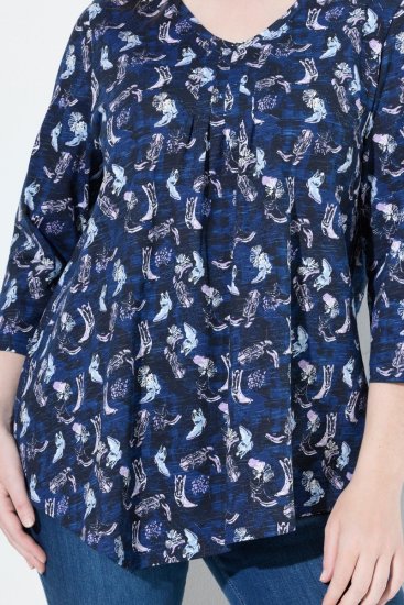 Ulla Popken Asymmetric Cowboy Boot Print Tee Dark Blue - Trykket T-skjorter for dame - T-skjorter med trykk for dame