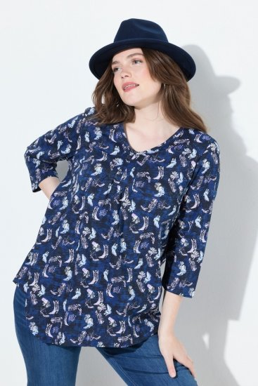 Ulla Popken Asymmetric Cowboy Boot Print Tee Dark Blue - Trykket T-skjorter for dame - T-skjorter med trykk for dame