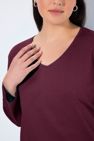 Ulla Popken Back To Basics V-Neck Relaxed Fit Cotton Tee Dark Berry - T-skjorter - T-skjorter for damer