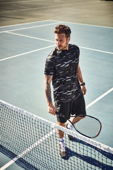 JP1880 QuickDry Graphic Print Tennis T-Shirt Black - Sportsklær & turklær - Sportsklær till herre i store størrelser