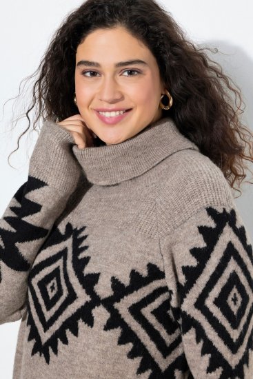 Ulla Popken Aztec Pattern Turtleneck Sweater Pebble Grey - Hettegensere og collegegensere - Myke gensere, hettegensere og strikk