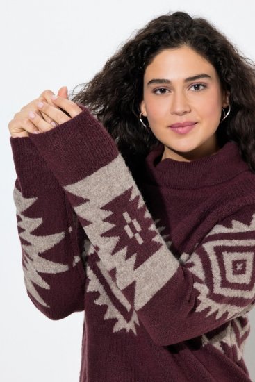 Ulla Popken Aztec Pattern Turtleneck Sweater Plum - Hettegensere og collegegensere - Myke gensere, hettegensere og strikk