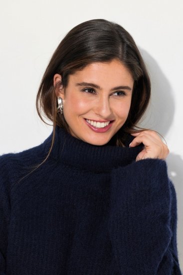Ulla Popken Ribbed Knit Turtleneck Sweater Navy - Hettegensere og collegegensere - Myke gensere, hettegensere og strikk