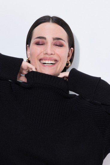 Ulla Popken Turtleneck Sweater with Ribbed Inserts Black - Hettegensere og collegegensere - Myke gensere, hettegensere og strikk