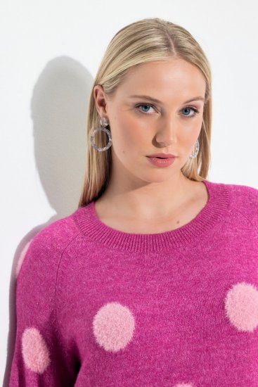 Ulla Popken Fluffy Polka Dot Sweater Summer Berry - Ulla Popken - Ulla Popken Plus-Size Klær