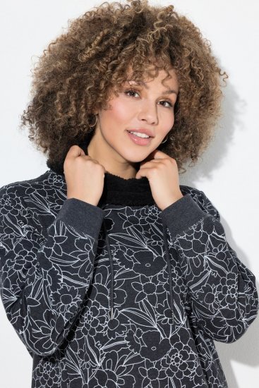 Ulla Popken Teddy Collar Printed Sweatshirt Black - Hettegensere og collegegensere - Myke gensere, hettegensere og strikk