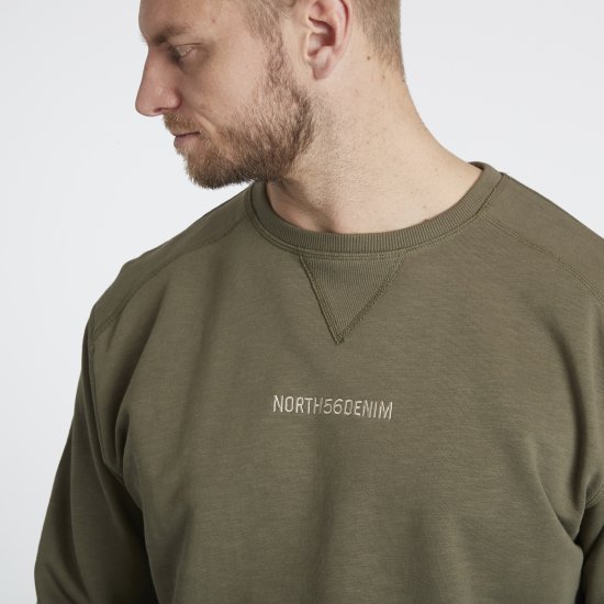 North Latitude Denim Logo Sweatshirt Dusty Olive Green TALL - TALL gensere - TALL gensere for høye menn
