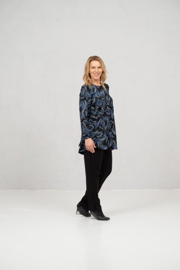 Scandinavian Caramel Swirls Tunic Blue - Trykket T-skjorter for dame - 